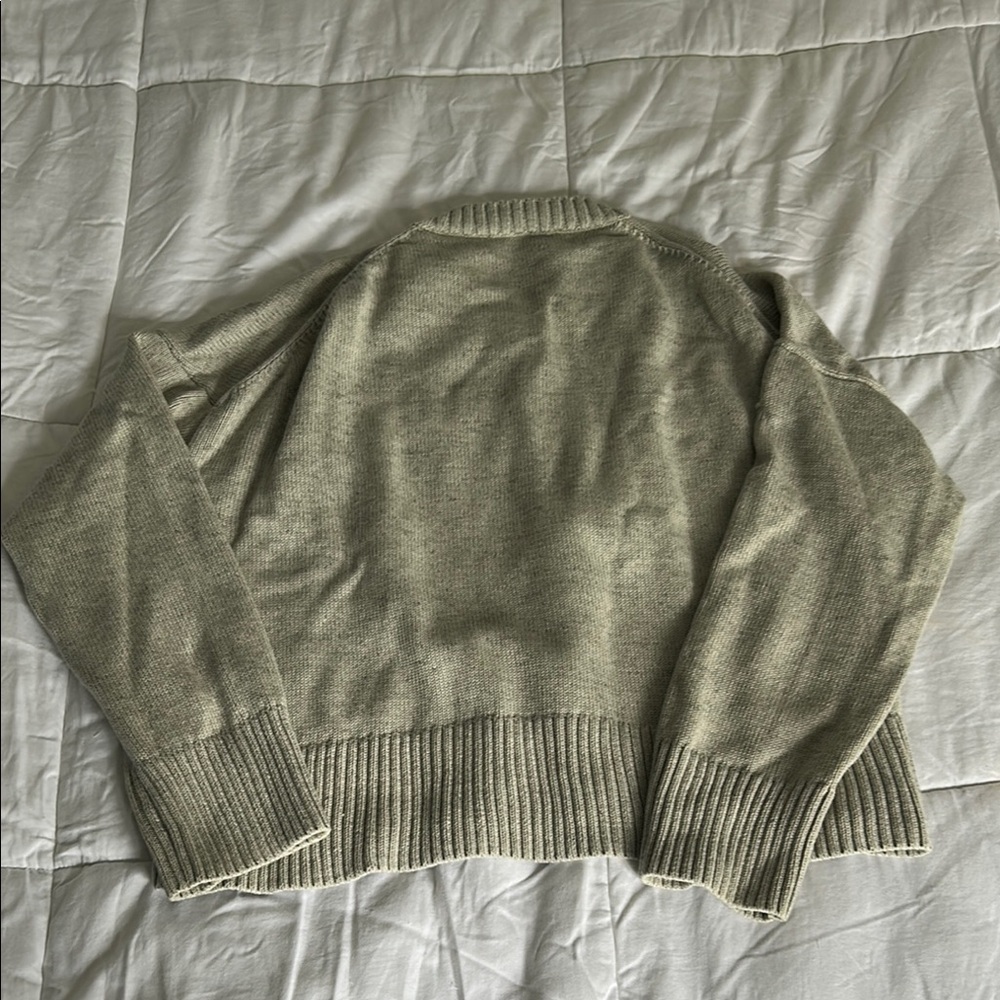 Everlane Gray Women's Crew Neck Sweater - Picture 4 of 5